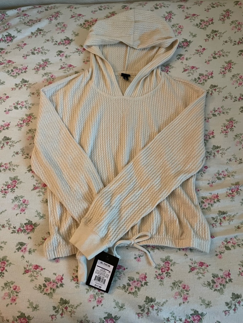 Cozy Soft Hooded Knit Sweater Cropped in Light Cream